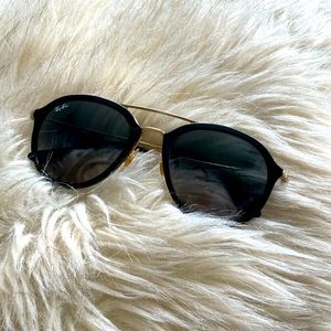 RayBan RB4235 Sunglasses